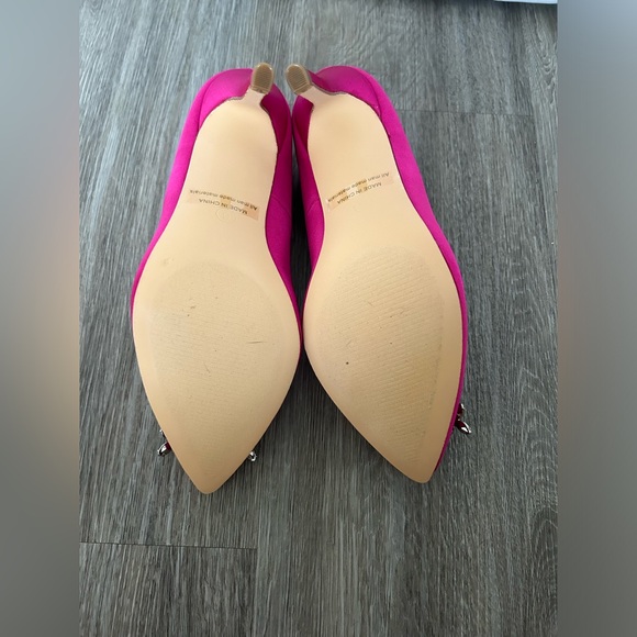 DREAM PAIRS Rose Red Rhinestone Heels! - Picture 2 of 5